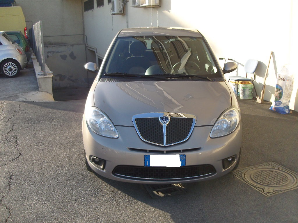 LANCIA Y 1.2 GOLD LANCIA Y 1.2 GOLD